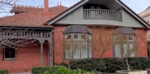 6 Potret Rumah Mewah Sandra Dewi di Australia Senilai Rp271 Miliar, Dapur Super Luas & Ada Lapangan Basket