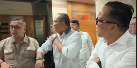 Momen Wamenaker Ebenezer Cekcok Meladeni Pria Petantang-petenteng Bikin Karyawan Sewot Nyaris Adu Jotos: Mereka Menghina Prabowo