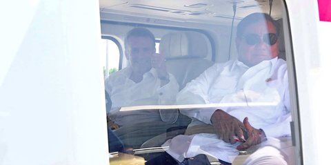 FOTO: Momen Prabowo dan Macron Kunjungi Akmil Magelang, Akrab Satu Helikopter dan Gagah Naik Maung Tangguh!