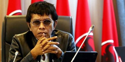 Perjuangankan Potongan Aplikator 10%, Adian Napitupulu Ingin 20 Juta Driver Ojol Sejahtera