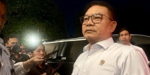VIDEO: Reaksi Eks Kasad Dudung Masuk Bursa Calon Ketum PPP, Gembira Hercules Cium Tangan Sutiyoso