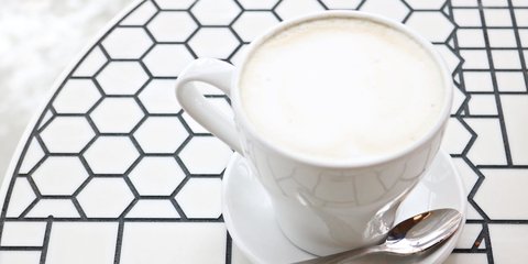 Rahasia Tenang Ala India, Ini 5 Minuman Susu Tradisional yang Ampuh Meredakan Stres dan Bikin Tidur Lebih Nyenyak