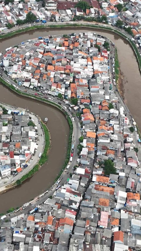 Pramono Tetapkan Lokasi Pembebasan Lahan untuk Normalisasi Kali Ciliwung
