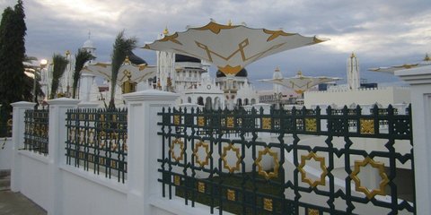 Pagar Masjid Minimalis Terbaru, Contoh Desain yang Modern dan Elegan