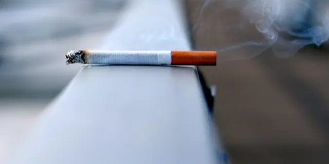 Berapa Lama Asap Rokok Menempel di Tubuh Kita? Apakah Mandi dan Cuci Tangan Bisa Menghilangkannya?