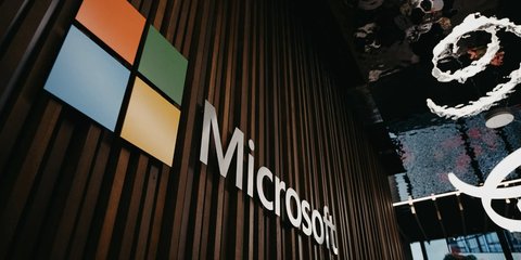 Perjalanan Bill Gates, dari Anak Sekolah Pecinta Komputer ke Pendiri Microsoft