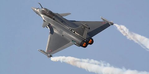 Laporan: Pakistan Tembak Jatuh Jet Tempur Rafale India