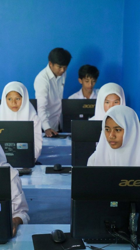 Turut Bangun Pondasi SDM Unggul, BRI Perkuat Pendidikan di Daerah 3T dengan Teknologi