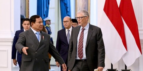 Bill Gates dan Batik Pisang Bali Manggar: Diplomasi Budaya dalam Sepotong Kain