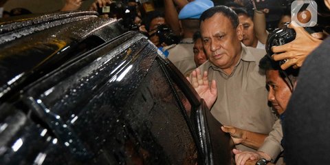 Terungkap! Firli Bahuri Bocorkan Penangkapan Hasto Kristiyanto