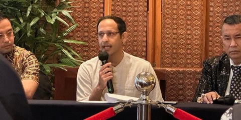 Penjelasan Lengkap Nadiem Sasaran Sekolah Proyek 1,1 Juta Laptop Chromebook