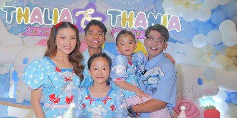 7 Potret Ruben Onsu dan Sarwendah Rayakan Momen Ulang Tahun Thalia dan Thania, Kompak Pakai Outfit Serba Biru Muda Sesuai Tema