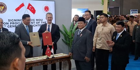 Prabowo Saksikan MoU Jet Tempur Generasi Kelima Indonesia-Turki di Indo Defence 2025