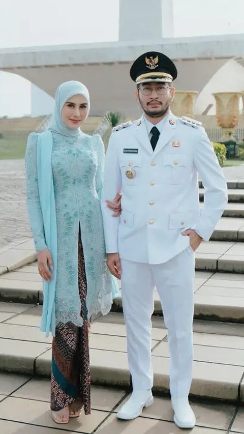 7 Outfit Ibu Pejabat Berhijab ala Syahnaz Sadiqah di 2025, Bersahaja dan Penuh Pesona