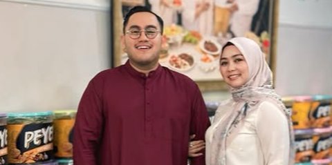 5 Potret Cantik Lala Nurlela Ipar Syahrini yang Buat Nassar Terpana, Ibu Empat Anak Dikenal Tajir Melintir