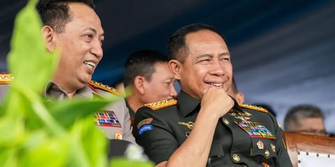 VIDEO: Duet Maut Kapolri & Panglima TNI Nyanyi Lagu 