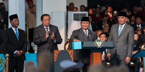 Kemarin Puji SBY, Hari Ini Prabowo Bangga dengan AHY