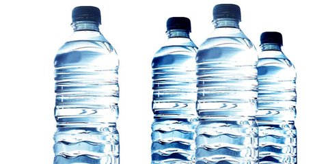Khasiat Minum Air Putih, Begini Dampak Kekurangan dan Kelebihan bagi Tubuh