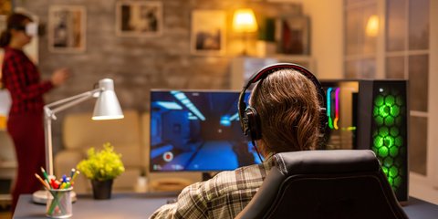 Joki Game Asal Tangerang Ini Ubah Hobi Jadi Sumber Cuan Jutaan Rupiah