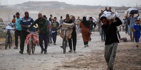 Israel Bunuh Hampir 50 Warga Palestina di Gaza dalam Sehari, Sebagian Ditembak Saat Menunggu Bantuan Makanan