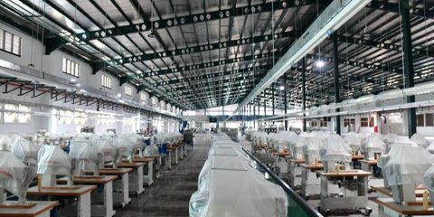 Aneh, Produksi Industri China Melemah di Tapi Penjualan Ritel Naik Tajam