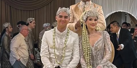 7 Potret Cantik dan Ganteng Bridesmaids & Groomsmen di Momen Akad Nikah Al Ghazali - Alyssa Daguise, dari Bastian Steel hingga Aaliyah