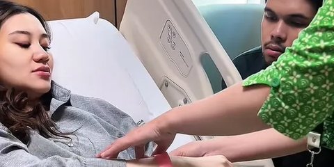 Bahagia, Reza Artamevia dan Angelina Sondakh Resmi Jadi Nenek untuk Anak Thariq dan Aaliyah, Ini Sapaannya