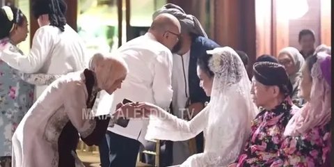6 Potret Detail Kaftan Mewah Mulan Jameela Saat Berhadapan dengan Maia Estianty di Momen Pengajian Al Ghazali