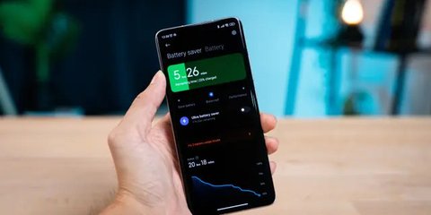 Berapa Lama Idealnya Usia Pakai Baterai HP?