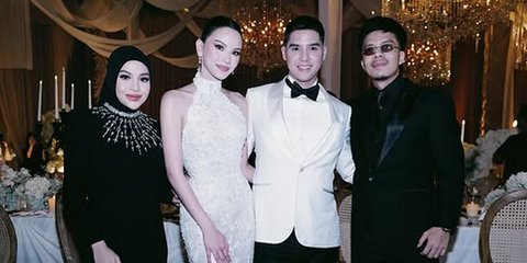 Potret Aurel Hermansyah Tampil Stunning Dalam Balutan Dress Hitam di Dinner Party Al Ghazali & Alyssa Daguise