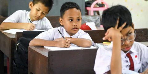 SPMB Jambi 2025: Pendaftaran Digital untuk Penerimaan Murid Baru