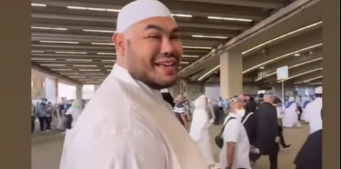 Usai Ibadah Haji, Ivan Gunawan Mulai Hidup Baru Jauhi Riba 'Aku Enggak Punya Utang Kartu Kredit'