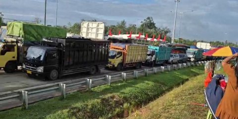 Viral Macet Tujuh Kilometer di Jalan Lintas Sumatera Jambi, Ini Penyebabnya