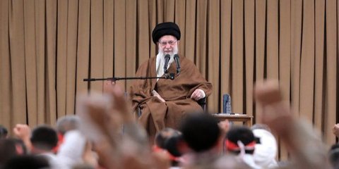Khamenei Balas Trump: Tak Akan Belas Kasihan ke Zionis!