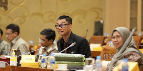 PLN Rombak Jajaran Direksi: Darmawan Prasodjo Tetap Jadi Dirut, Wamensesneg Jadi Komisaris