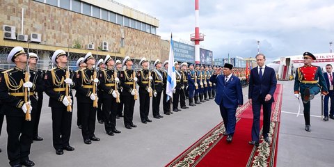 Tiba di St. Petersburg, Prabowo akan Bertemu Presiden Putin dan Hadiri SPIEF 2025