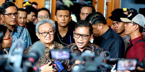Saat Hasto Susun Pleidoi Kasus Harun Masiku Pakai AI