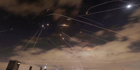 Canggihnya Rudal Sejjil Iran, Biaya Produksi Rp16 Miliar per Unit dan Jangkaunnya 2.500 Km