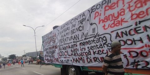 Ribuan Sopir Truk Demo Tuntut Regulasi Jelas dan Hentikan ODOL