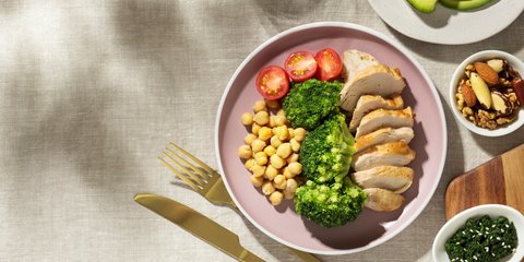Kata Dokter Gizi soal Diet Ketat Hanya Makan Menu Rebusan dan Kukus