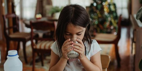 Susu dan Gizi Anak: Seberapa Penting Peran Susu dalam Tumbuh Kembang?