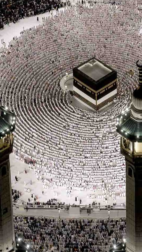 FOTO: Suasana Ka’bah Jelang Puncak Haji di Masjidil Haram