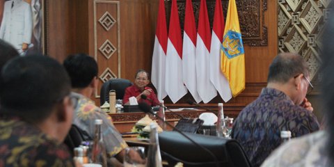 Koster Marah Bisnis Dikuasai Asing: Keterlaluan! Bali Tak Boleh Jadi Pasar Bebas yang Bunuh Masyarakatnya Sendiri