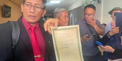 Pria Mengaku Teman SMA Jokowi Tiba-Tiba Datang dan Intervensi Sidang Kasus Ijazah