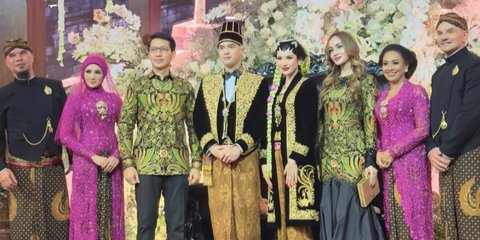 Tanpa Maia Estianty, 5 Potret Cantik Mulan Jameela Bersanding dengan Ahmad Dhani di Ngunduh Mantu Al Ghazali