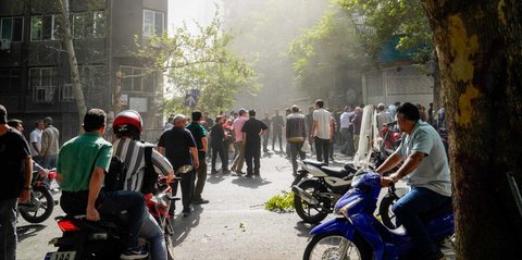 KBRI Teheran Siaga I, DPR Minta Pemerintah Percepat Evakuasi Ratusan WNI dari Iran