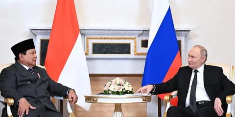 VIDEO: Presiden Putin Depan Prabowo Sanjung Tinggi Indonesia 