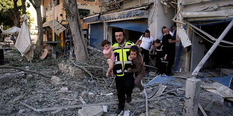 Balas Serangan AS, Iran Luncurkan Rudal Balistik ke Israel Sebabkan 16 Warga Terluka