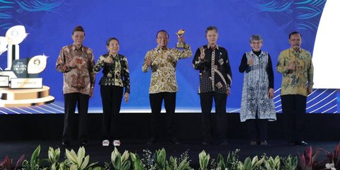Aksi Sosial, Finnet Raih 2 Penghargaan Top di Ajang CSR Awards 2025