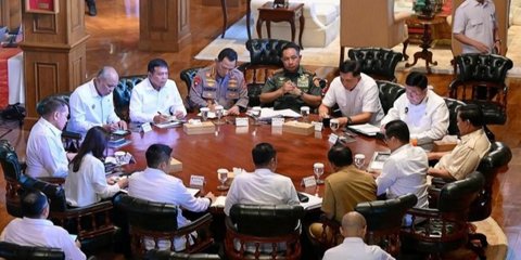 VIDEO: Kejutan Prabowo Kumpulkan Menteri di Hambalang saat Kondisi Iran Vs Israel Memanas